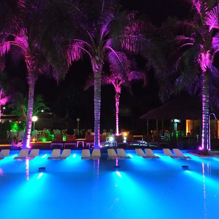 Hotel Termal Emperatriz Termas De Rio Hondo Luaran gambar