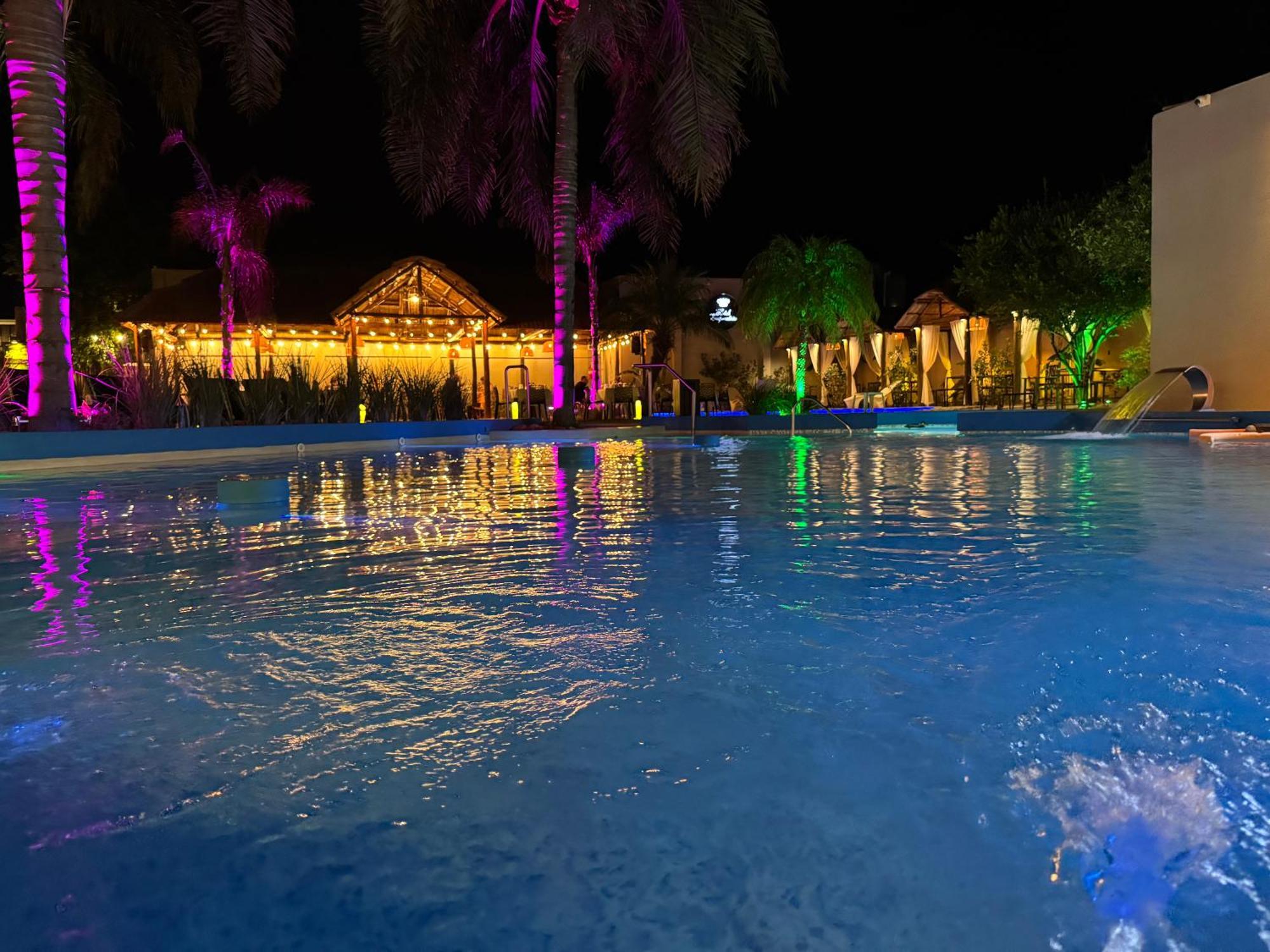 Hotel Termal Emperatriz Termas De Rio Hondo Luaran gambar
