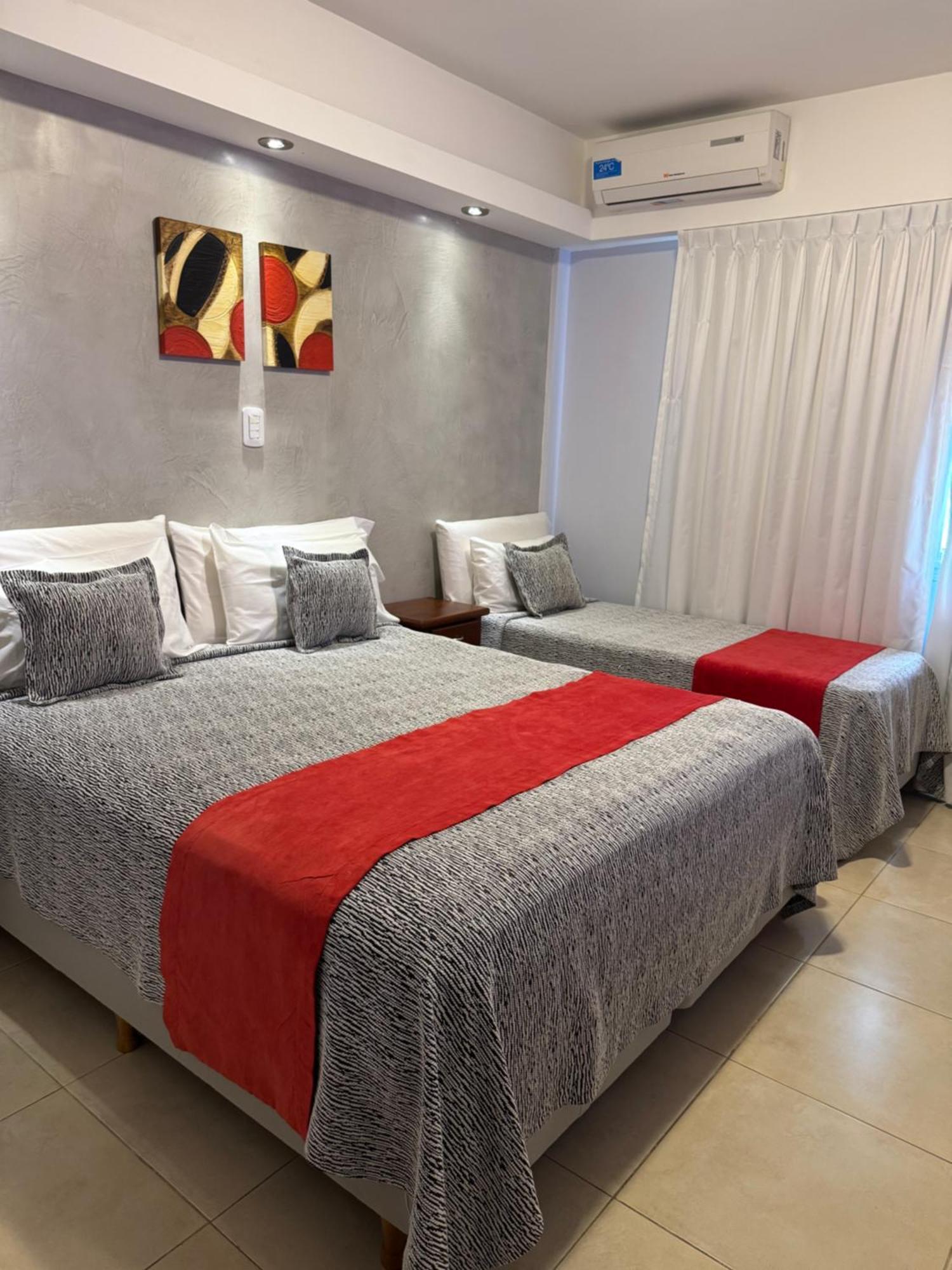 Hotel Termal Emperatriz Termas De Rio Hondo Luaran gambar